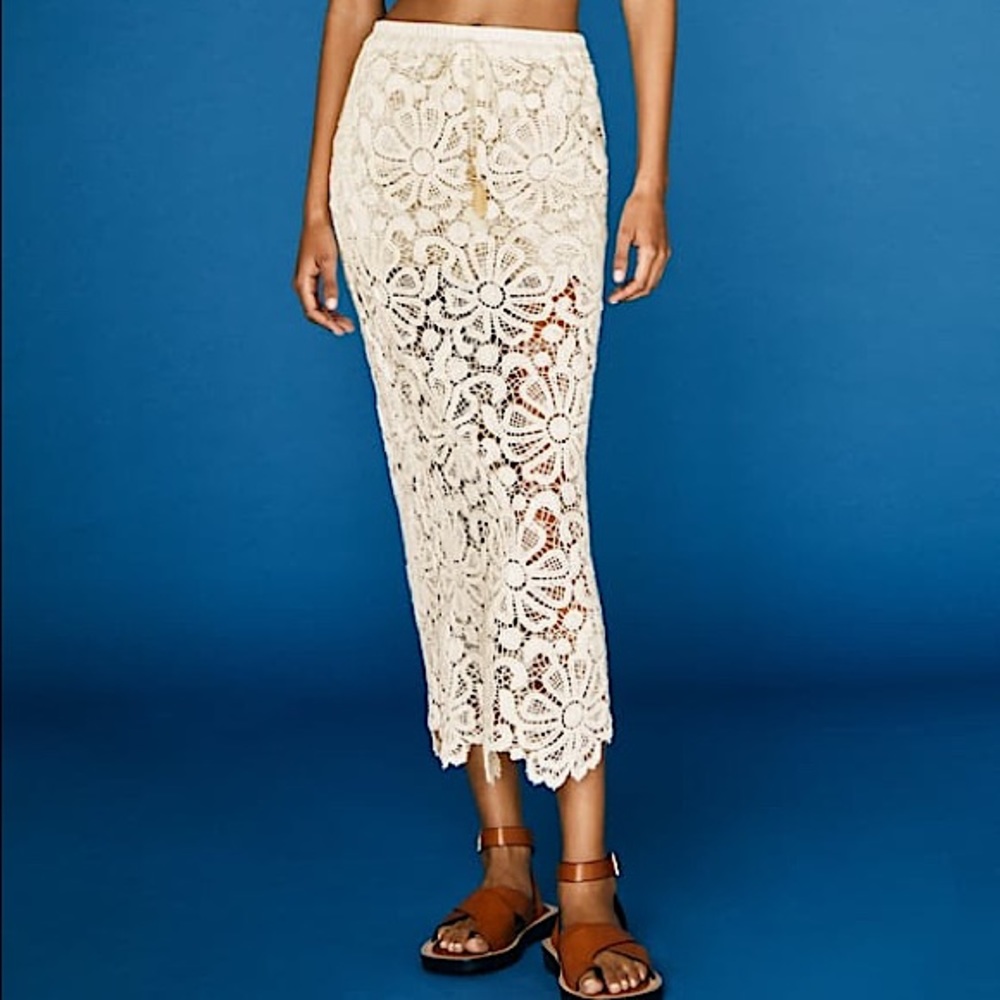 Zara crocheted straight skirt NWT